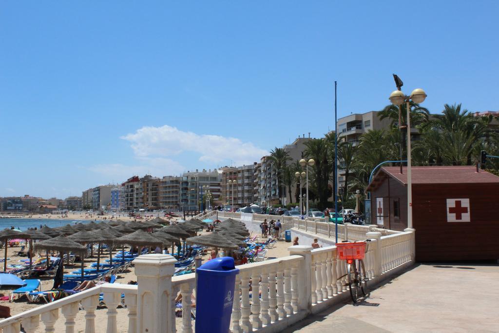 Aldea Del Mar Apartment Торевиеха Екстериор снимка